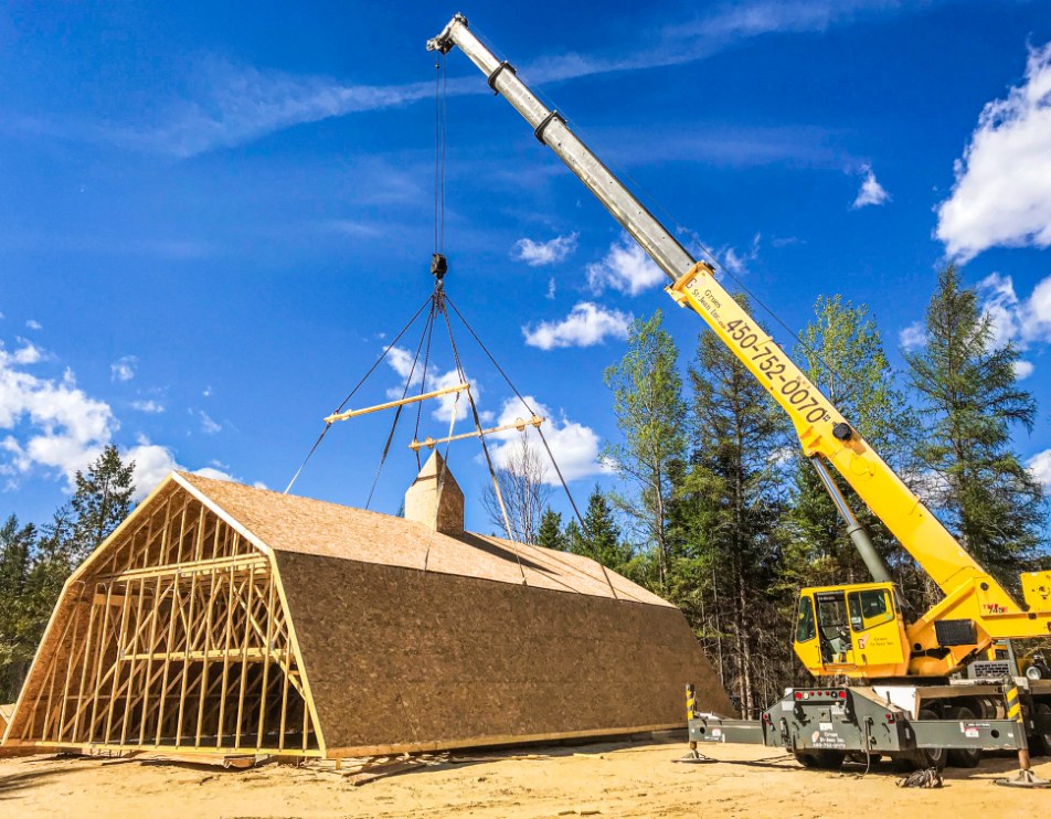 location grue Laval